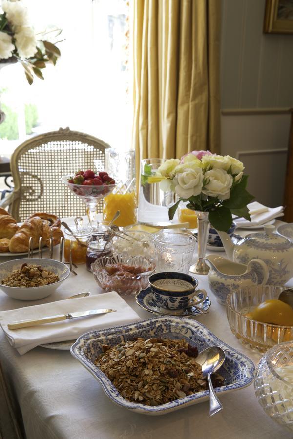 Wyett House Bed & Breakfast Грейтаун Екстериор снимка