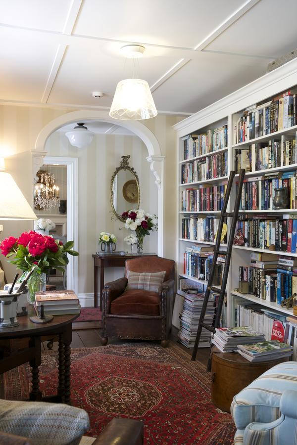 Wyett House Bed & Breakfast Грейтаун Екстериор снимка